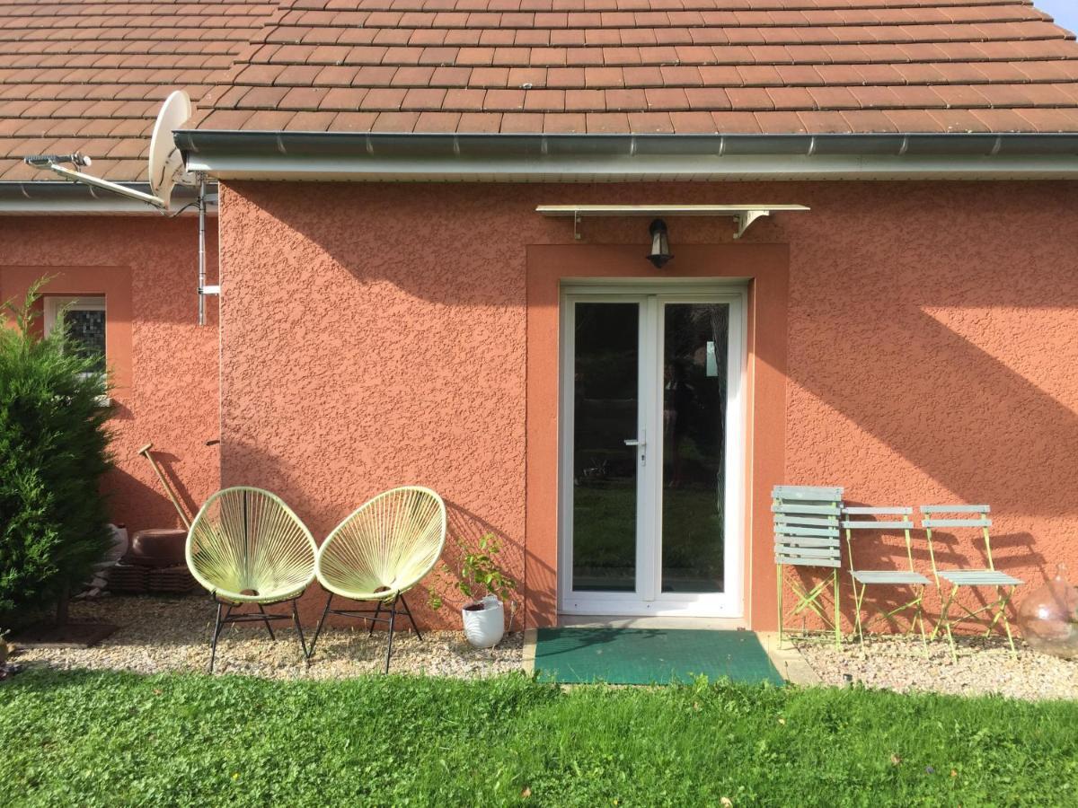 Maison A La Campagne A 2Km Du Circuit De Bresse Sagy  Exteriér fotografie